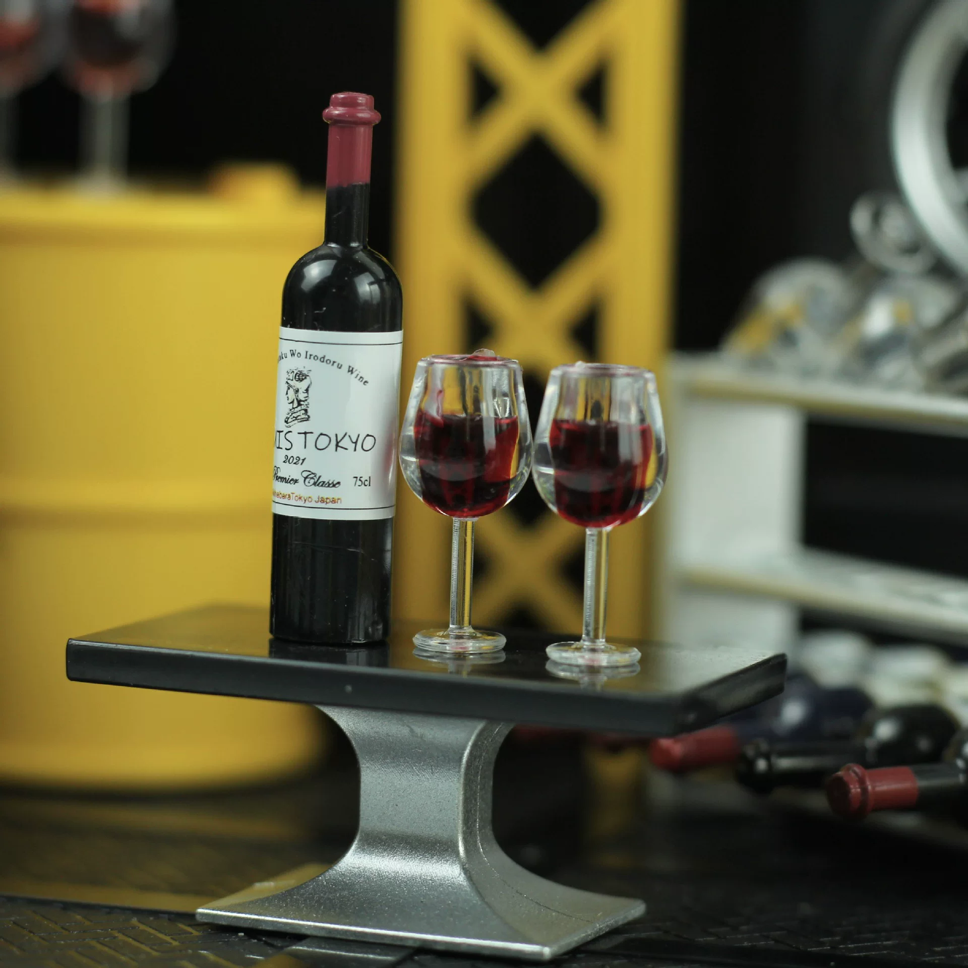 1:12 Dollhouse Miniature Wine Bottle and Goblet Glasses Set, Realistic Mini Bar Accessories for Dollhouse Kitchen Dining Scene Decor