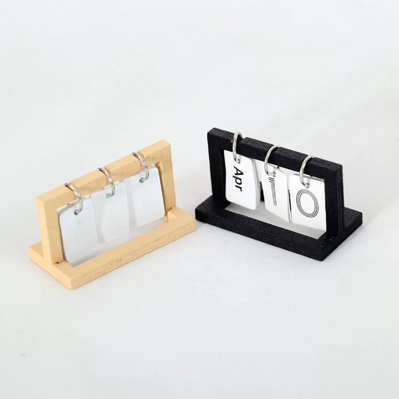 1:12 Miniature Dollhouse Flip Desk Calendar Model - Realistic Tiny Standing Calendar Prop for OB11 Blythe Dollhouse Decor