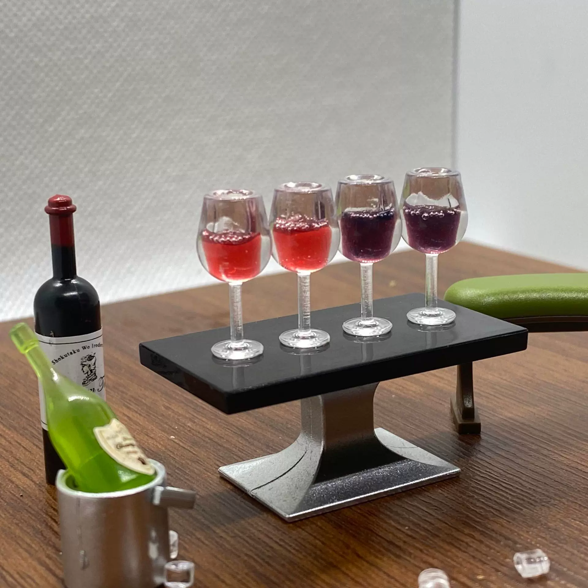 1:12 Dollhouse Miniature Wine Bottle and Goblet Glasses Set, Realistic Mini Bar Accessories for Dollhouse Kitchen Dining Scene Decor